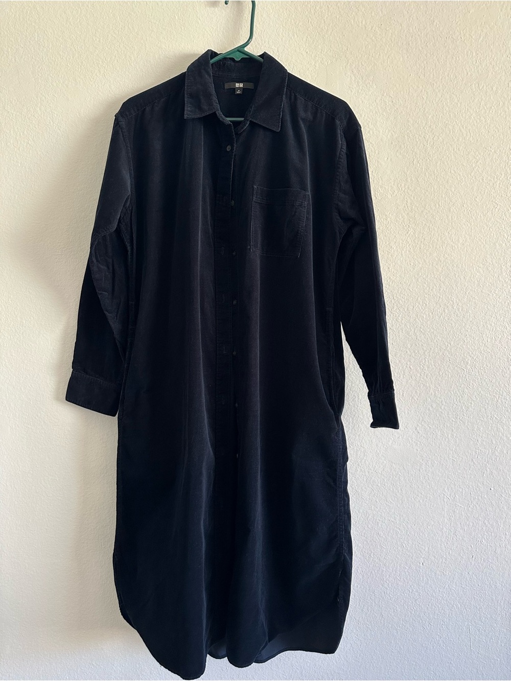 NWOT UNIQLO U Long Sleeve Shirt Dress in Navy Blue Corduroy Front buttonsSize M